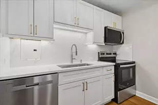 535 N Michigan Ave, Chicago, IL 60611 - Photo 9