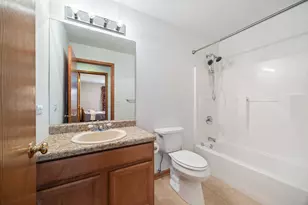 38815 N Broadway Ave, Antioch, IL 60002 - Photo 19