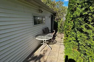 2729 W 89th Pl, Evergreen Park, IL 60805 - Photo 19