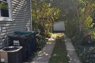 2729 W 89th Pl, Evergreen Park, IL 60805 - Photo 17