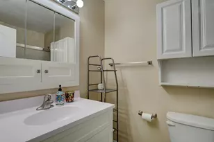 1566 Anderson Ln, Buffalo Grove, IL 60089 - Photo 19