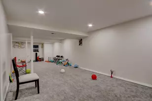 1566 Anderson Ln, Buffalo Grove, IL 60089 - Photo 21