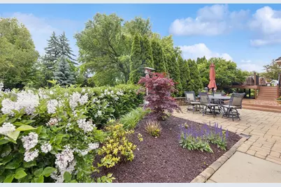 8401 Golfview Drive, Orland Park, IL 60462 - Photo 31