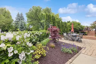 8401 Golfview Dr, Orland Park, IL 60462 - Photo 31