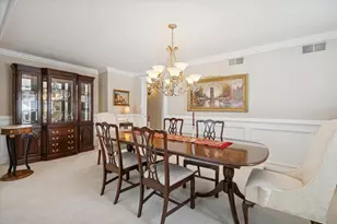 8401 Golfview Dr, Orland Park, IL 60462 - Photo 5