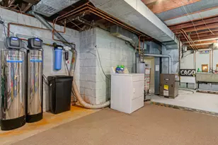 1709 Valley Pkwy, Joliet, IL 60433 - Photo 19