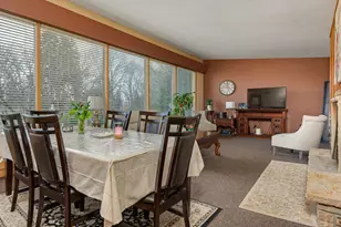 1709 Valley Pkwy, Joliet, IL 60433 - Photo 5