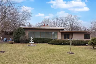 1709 Valley Pkwy, Joliet, IL 60433 - Photo 1
