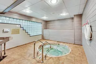 10 E Ontario St, Chicago, IL 60611 - Photo 23