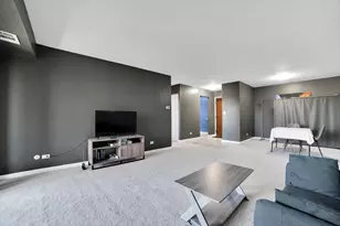 500 W Huntington Commons Rd, Mount Prospect, IL 60056 - Photo 3