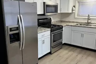 3027 Wilshire Ave, Markham, IL 60428 - Photo 7