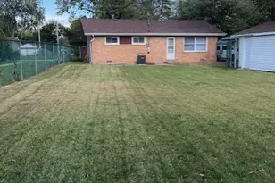 3027 Wilshire Ave, Markham, IL 60428 - Photo 3