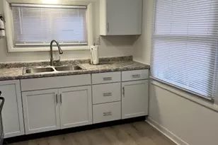 3027 Wilshire Ave, Markham, IL 60428 - Photo 9