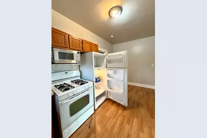 943 W Galena Boulevard #1, Aurora, IL 60506 - Photo 9