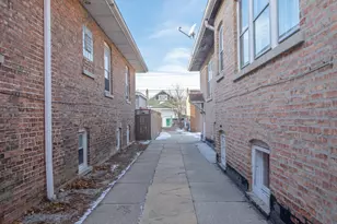 2418 Oak Park Ave, Berwyn, IL 60402 - Photo 7