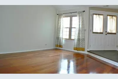 40 Sarahs Grove Lane, Schaumburg, IL 60193 - Photo 5