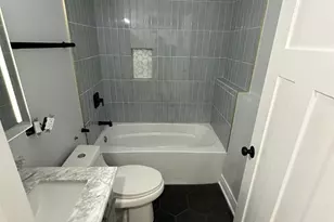 2046 W Moffat St, Chicago, IL 60647 - Photo 7