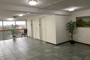 2200 S Stewart Ave, Lombard, IL 60148 - Photo 3