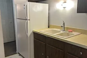 9074 W Terrace Dr, Niles, IL 60714 - Photo 11