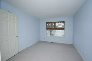 [Address not provided], Gurnee, IL 60031 - Photo 13