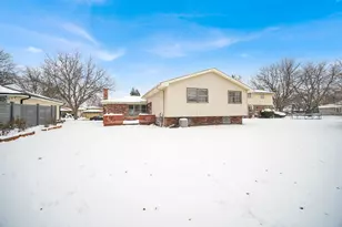 744 Academy Ave, Matteson, IL 60443 - Photo 29