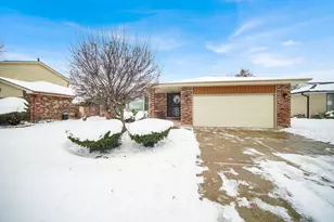 744 Academy Ave, Matteson, IL 60443 - Photo 1