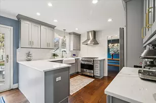 216 E Scranton Ave, Lake Bluff, IL 60044 - Photo 7