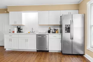 944 Carol Ln, Crete, IL 60417 - Photo 7