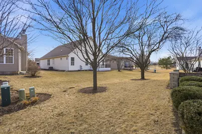 21325 Windsor Lake Lane, Crest Hill, IL 60403 - Photo 27