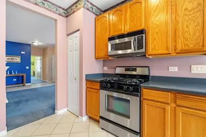 21325 Windsor Lake Lane, Crest Hill, IL 60403 - Photo 3