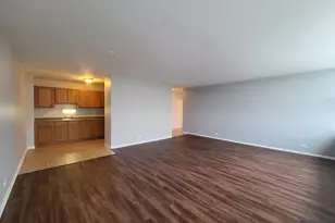 [Address not provided], Chicago, IL 60613 - Photo 5