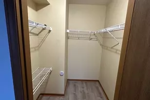 411 Village Creek Dr, Lake in the Hills, IL 60156 - Photo 13