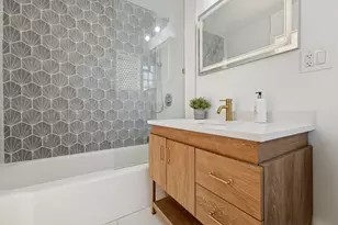 10454 S Claremont Ave, Chicago, IL 60643 - Photo 11