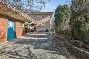 10454 S Claremont Ave, Chicago, IL 60643 - Photo 19