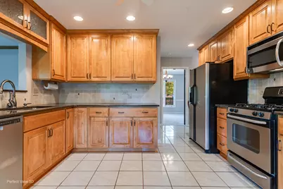 804 Manchester Street, Naperville, IL 60563 - Photo 9
