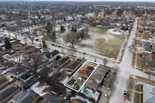 8453 N Ottawa Ave, Niles, IL 60714 - Photo 5