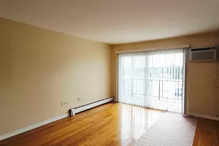 8556 W 102nd Terrace, Palos Hills, IL 60465 - Photo 5