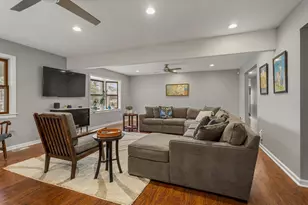 1310 Broadmoor Dr, Champaign, IL 61821 - Photo 7