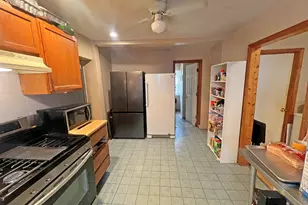 2043 Asbury Ave, Evanston, IL 60201 - Photo 5