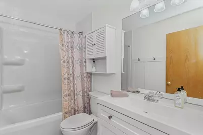 11111 Huron Drive, Spring Grove, IL 60081 - Photo 13