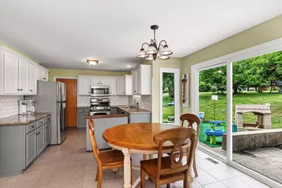 11111 Huron Drive, Spring Grove, IL 60081 - Photo 7