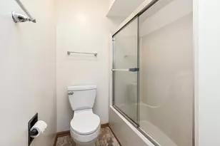 613 McDivitt Dr, New Lenox, IL 60451 - Photo 35