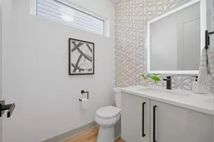 4908 N Austin Ave, Chicago, IL 60630 - Photo 9