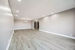 7730 Dempster St, Morton Grove, IL 60053 - Photo 7