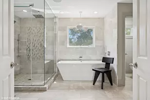 124 St Francis Cir, Oak Brook, IL 60523 - Photo 23