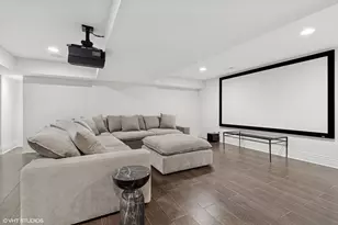 124 St Francis Cir, Oak Brook, IL 60523 - Photo 31