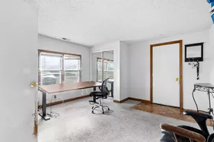 100 Pratt Blvd, Roselle, IL 60172 - Photo 15