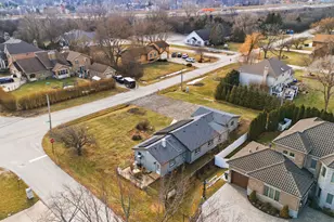 100 Pratt Blvd, Roselle, IL 60172 - Photo 29