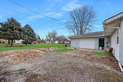 203 S Tazewell Street, Mackinaw, IL 61755 - Photo 27