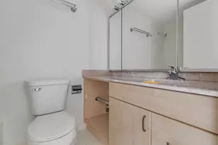 3200 N Lake Shore Dr, Chicago, IL 60657 - Photo 15